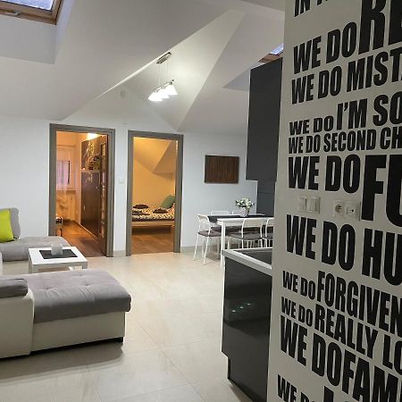 Apartament Rodzinny Ostrowiec Sw Ostrowiec Świętokrzyski Exteriér fotografie