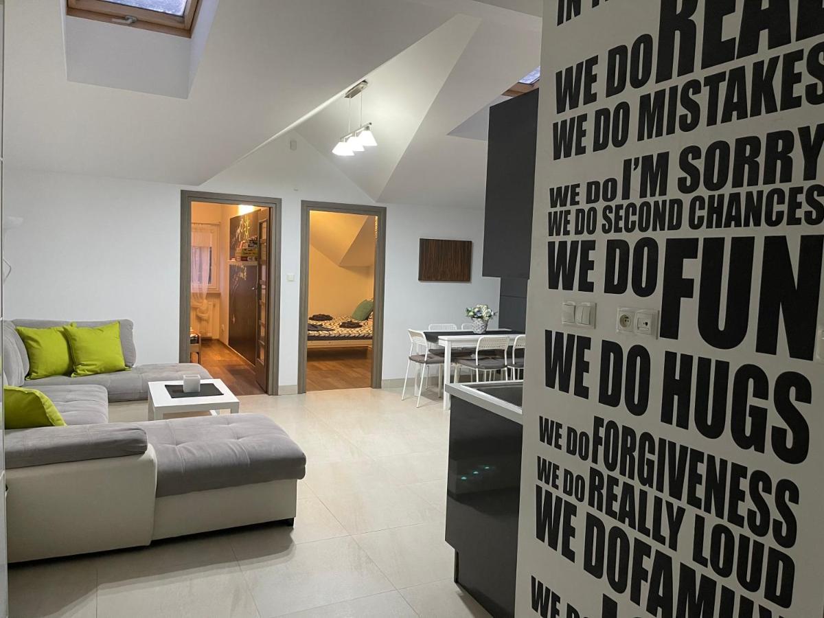 Apartament Rodzinny Ostrowiec Sw Ostrowiec Świętokrzyski Exteriér fotografie